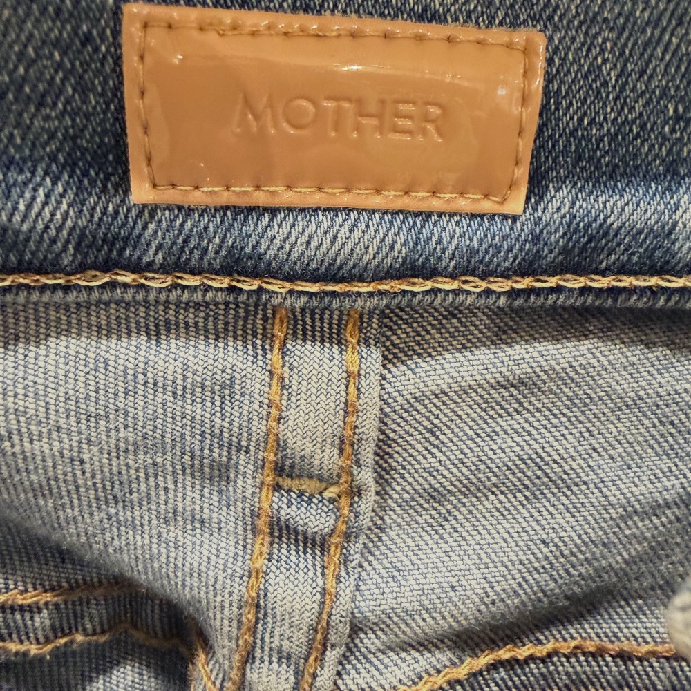 MOTHER The Weekender Fray Size 28 - Picture 4 of 7